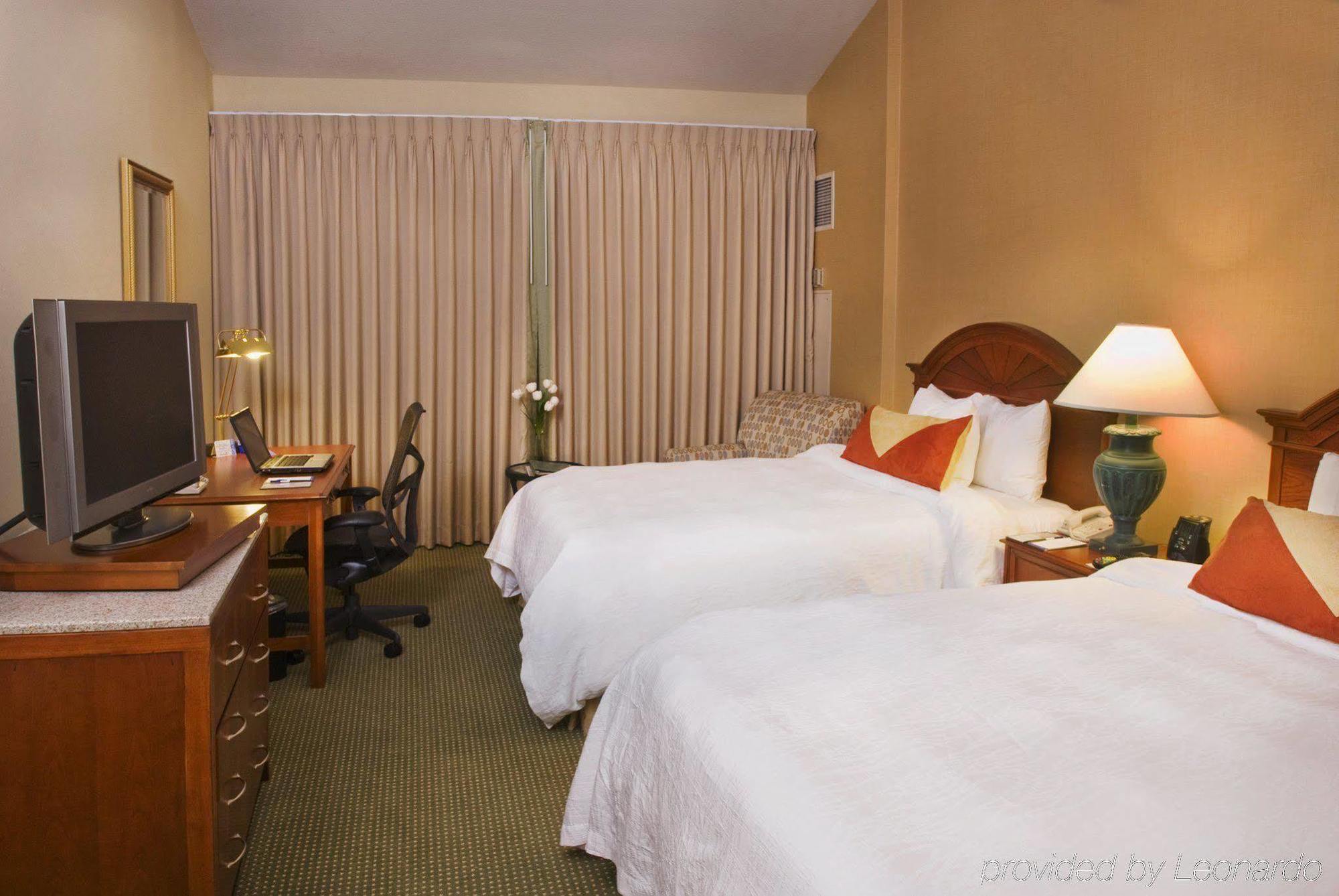 Hilton Garden Inn Cupertino Pokój zdjęcie